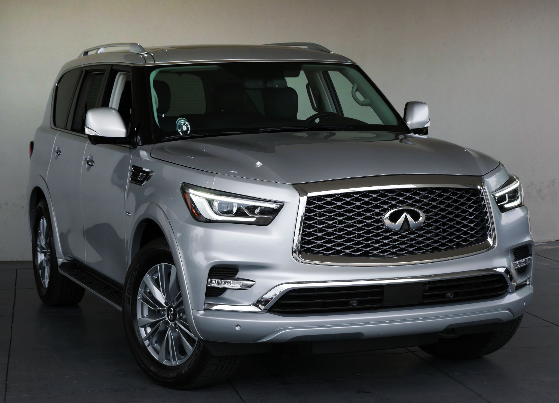 Infiniti qx80 2018