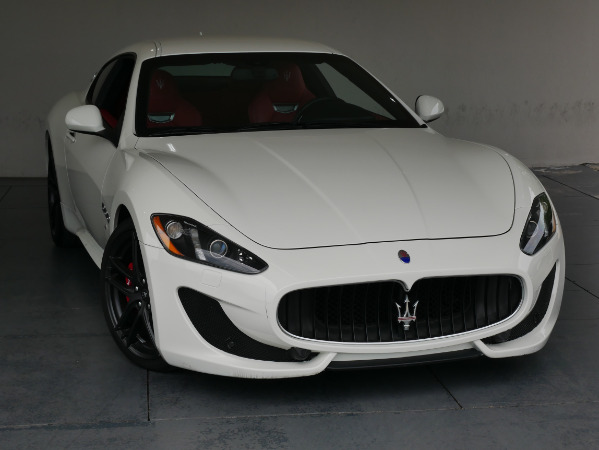 maserati granturismo sport white