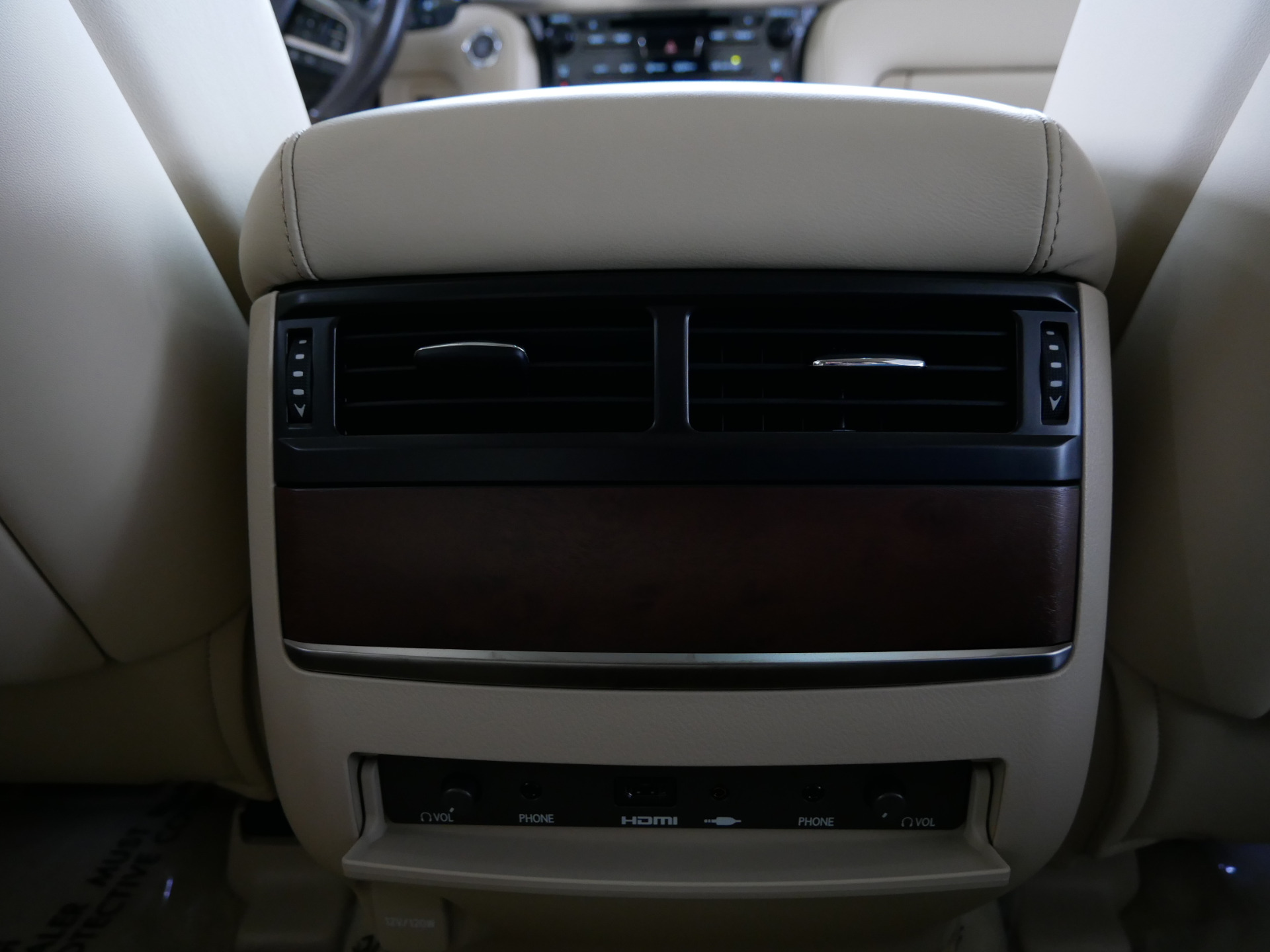 Carplay lexus lx 570