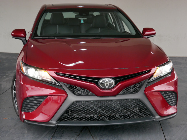 Used 18 Toyota Camry Se Marietta Ga