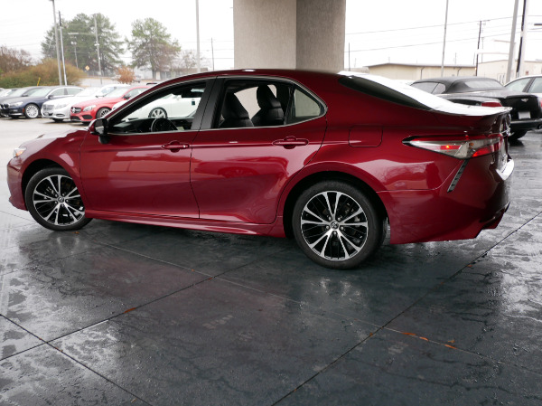 Used 18 Toyota Camry Se Marietta Ga