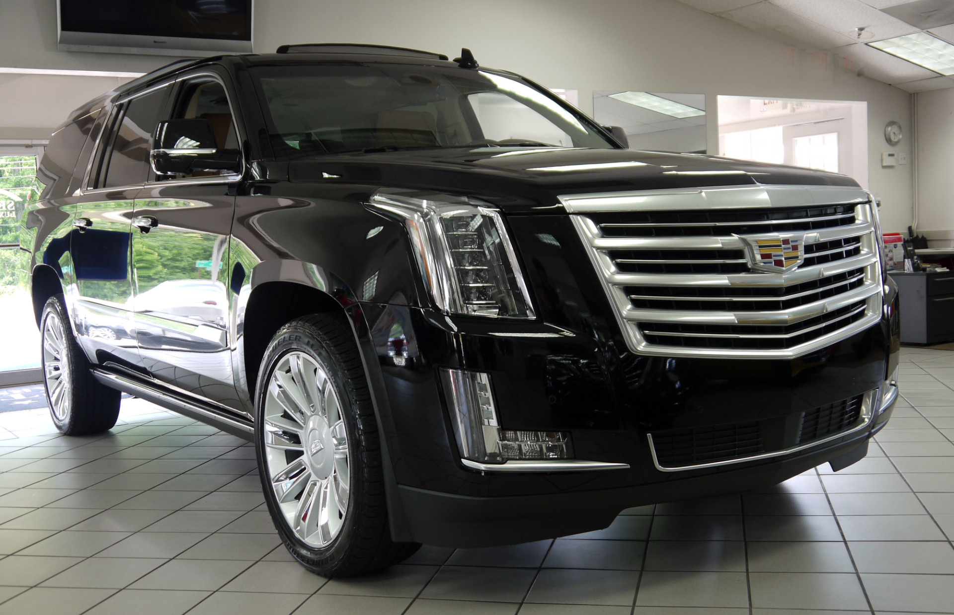 Cadillac Escalade 2015 Platinum черный